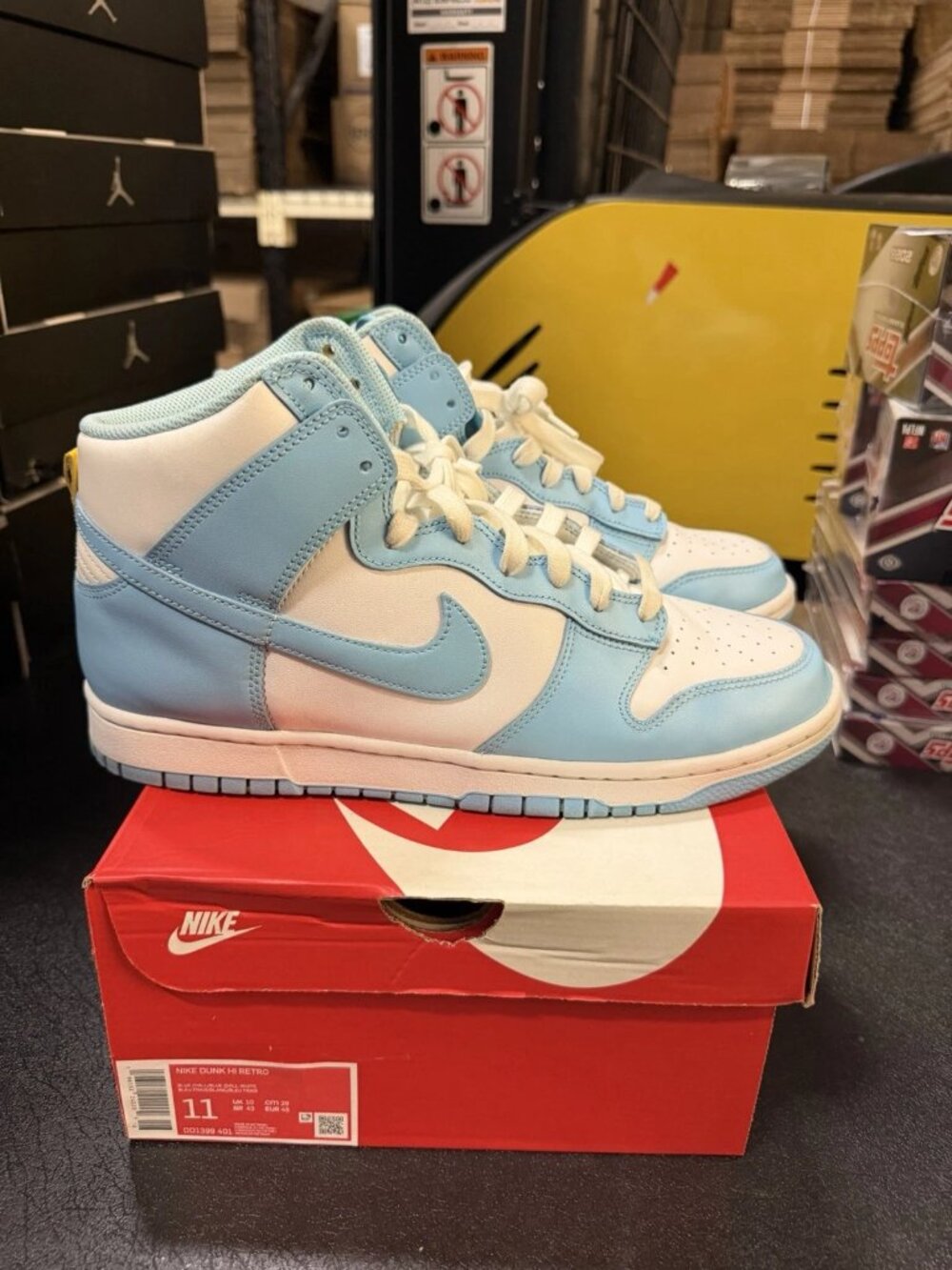 WORN Men’s Nike Dunk High Blue Chill DD1399-401 Size 11 WITH BOX